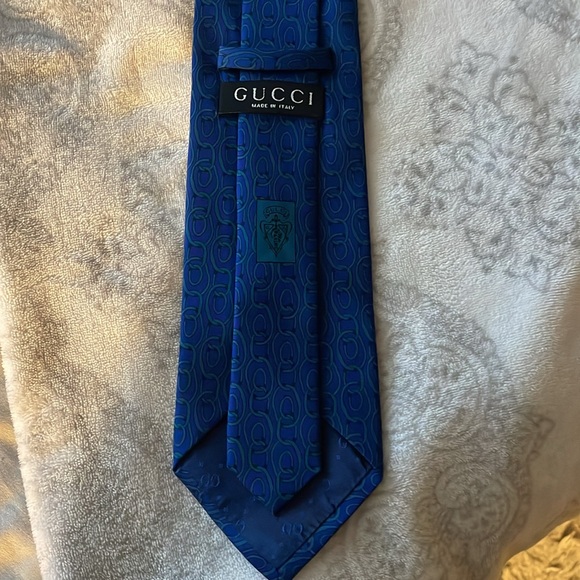 GUCCI TIE, 100% silk - Picture 2 of 3
